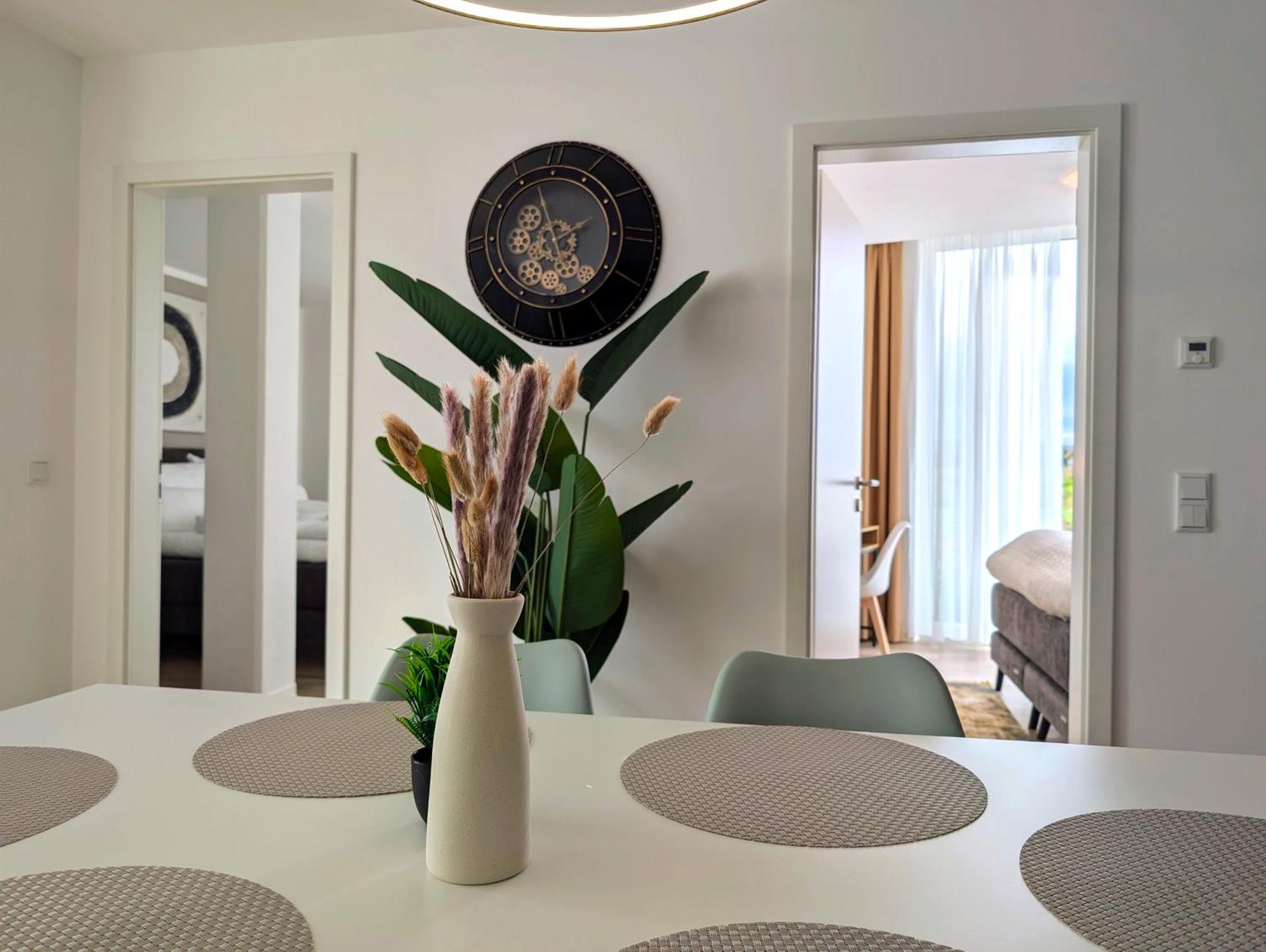 Bohnapartments - Nordkap-Suiten - Gratis Parkplatz - Moderner Neubau - Erdgeschoss - Fussbodenheizung Erfurt Bilik gambar