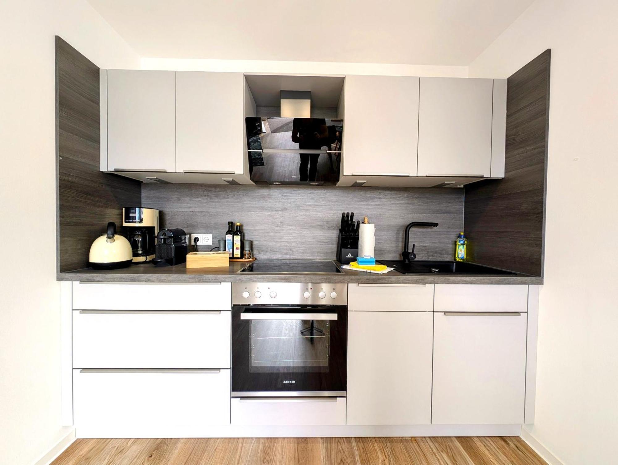 Bohnapartments - Nordkap-Suiten - Gratis Parkplatz - Moderner Neubau - Erdgeschoss - Fussbodenheizung Erfurt Luaran gambar