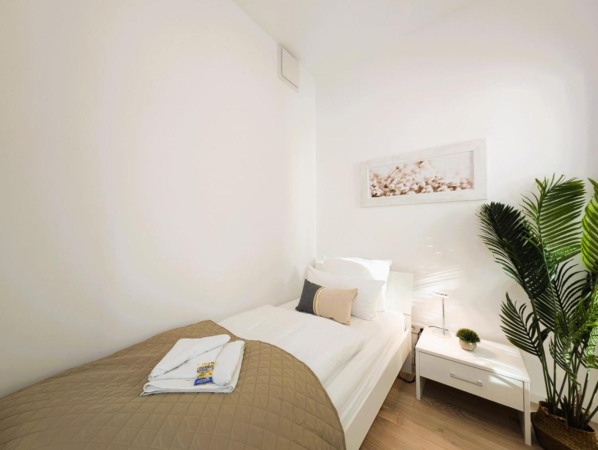 Bohnapartments - Nordkap-Suiten - Gratis Parkplatz - Moderner Neubau - Erdgeschoss - Fussbodenheizung Erfurt Luaran gambar